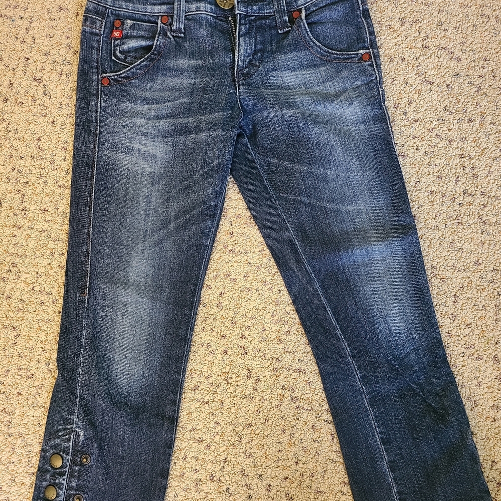 Miss Sixty Jeans Crop with snaps. Size: 26